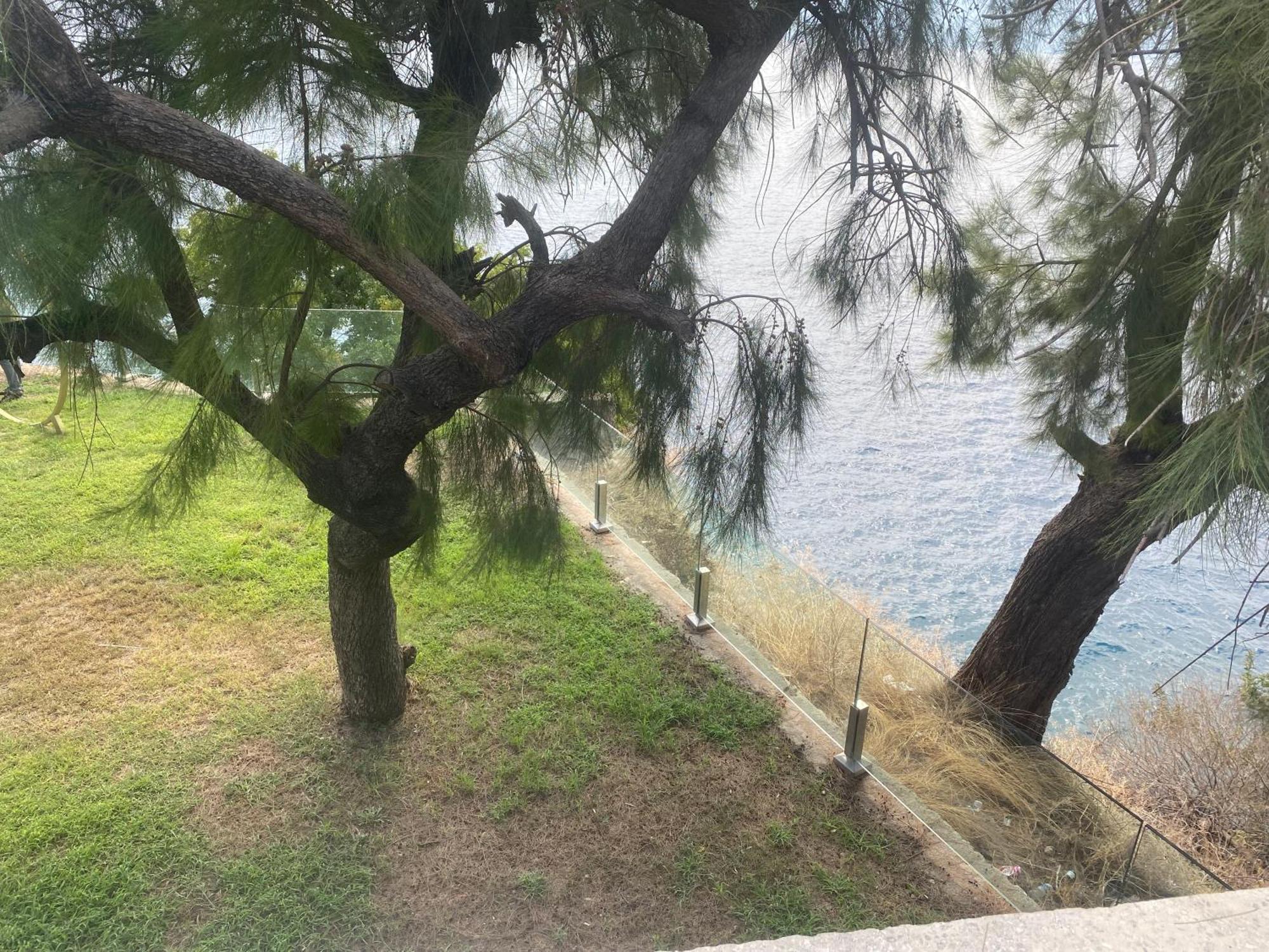 In The Middle Hotel Antalya Exteriör bild